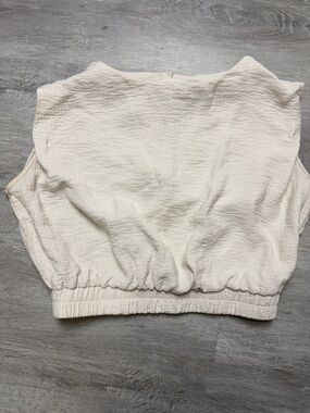a new day Cream Textured Cropped Tank Top